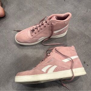 Reebok‎ Women's Pink High-Top Sneakers